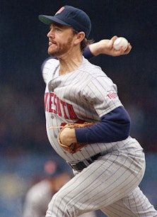 Bert Blyleven Throws Out The First Pitch