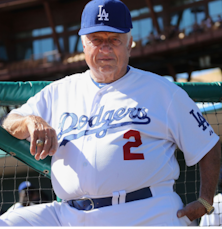 Tommy Lasorda Cheers Up Dodger Fans 