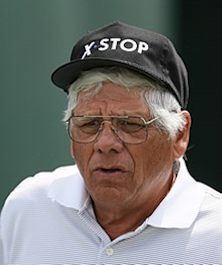 Lee Trevino Tees It Up